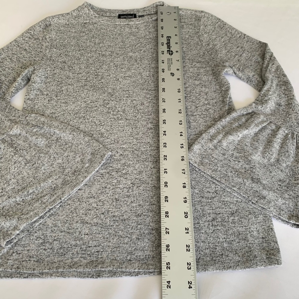 Tempted Sweater Top Women S Grey Marled Knit Bell Sleeve Preppy Coquette Y2K - Picture 7 of 7